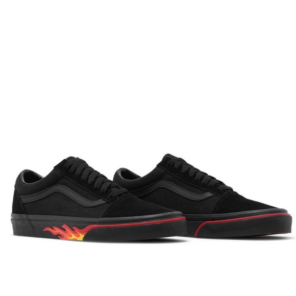 Vans Men’s Old Skool
(Flame Wall) Black/Black
VN0A38G1Q8Q
Sneakers - Picture 3 of 16